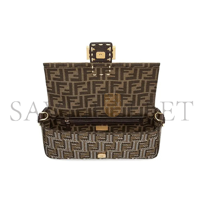 F**di ff monogram baguette shoulder bag 8br600ah9bf1fei (28*13*6cm)